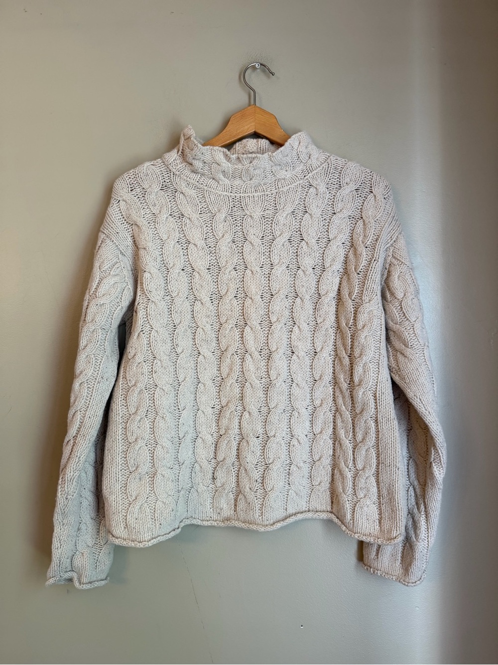 Irelands Eye Cropped Cream Cable Knit Sweater Wool Silk Woman Medium Chunky Knit
